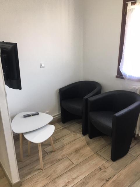 Ferienwohnung Joli Studio 21 M2 Avec Parking Prive Aix-les-Bains Exterior foto
